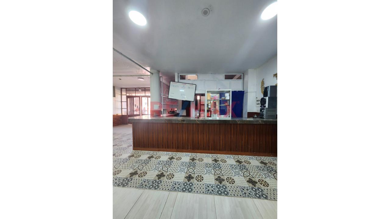 Local Comercial En Alquiler - 3