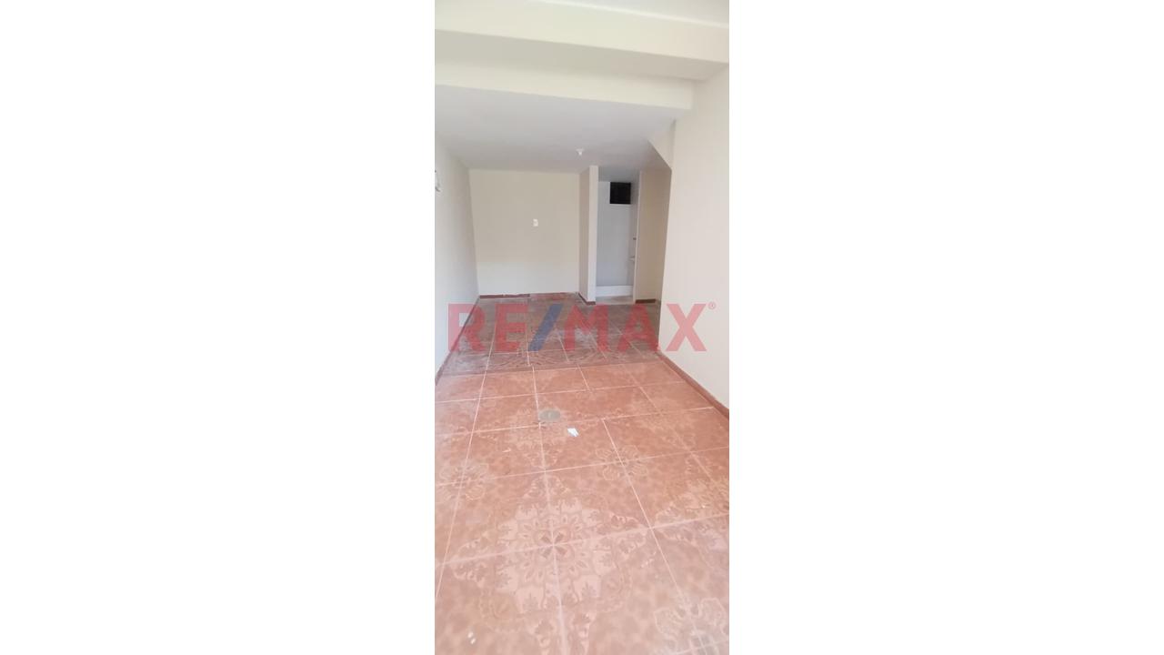 🏪 Locales Comerciales En Alquiler - ¡A 1 Cuadra De La Upla! - 3