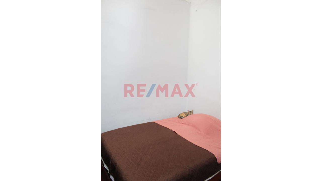 Se Vende Casa En Buena Ubicación Cerca A Avenida Larco, Plaza De Armas De Buenos Aires , Comisaria - 7