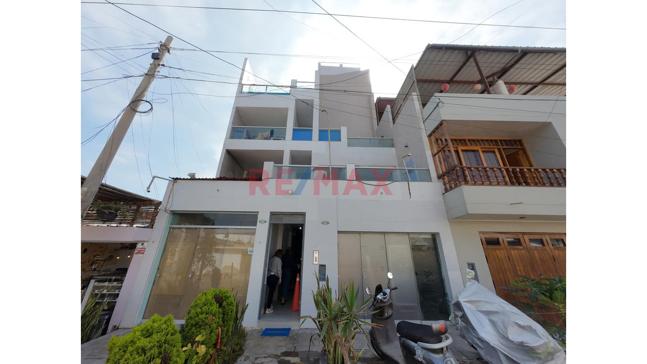 Punta Hermosa: Departamento Con Piscina, 2 Dormitorios Y Ambiente Adicional Multifuncional ( Tienda , Estudio, Dormitorio - 2