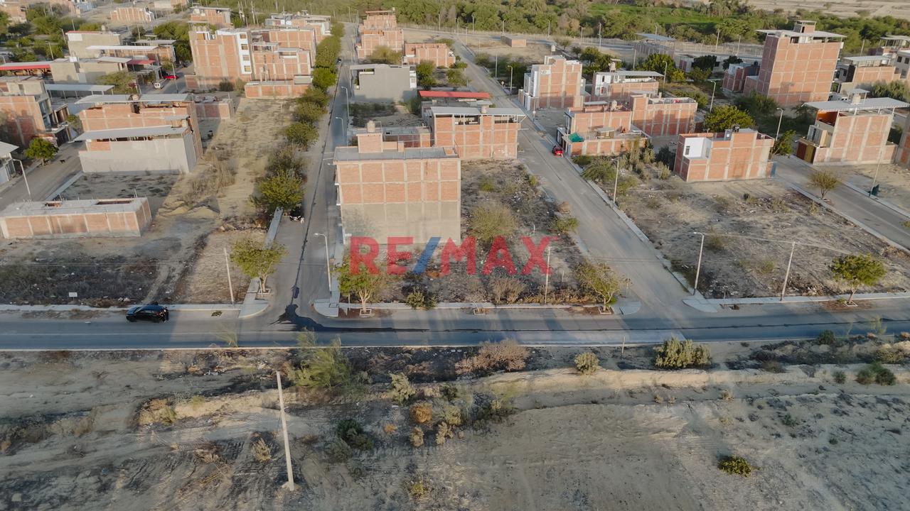 ✔✔Alquilo Lindo Departamento ❗❕Urb. Boulevard Park Plaza📌 A Una Cuadra De La Garita Principal📐144M2 De Confort, Espacio Y Tranquilidad ✔✔Urbanización Cerrada Vigilancia 24/7👀 - 18