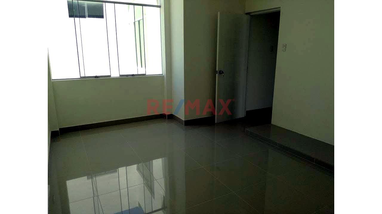 ✔✔Alquilo Lindo Departamento ❗❕Urb. Boulevard Park Plaza📌 A Una Cuadra De La Garita Principal📐144M2 De Confort, Espacio Y Tranquilidad ✔✔Urbanización Cerrada Vigilancia 24/7👀 - 3