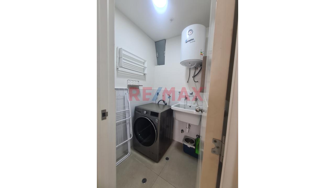 Ocasión Departamento Amoblado En Venta  2 Habitaciones + Cochera En Jesus Maria — foto 11