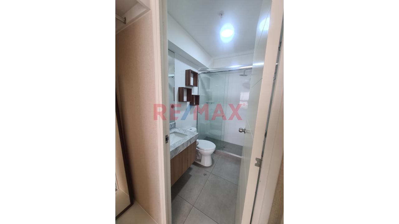Ocasión Departamento Amoblado En Venta  2 Habitaciones + Cochera En Jesus Maria — foto 9