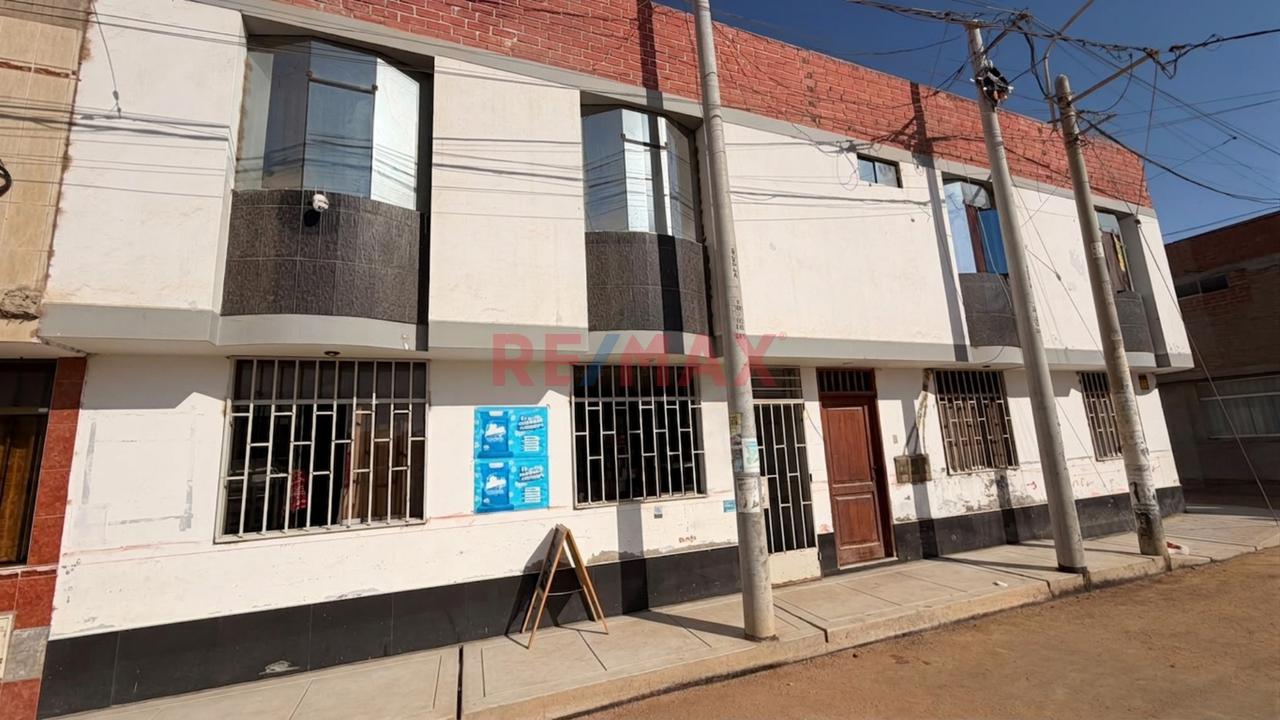 Casa En Venta Dos Pisos Urb Fermin Avila Moron  Pimentel - 3