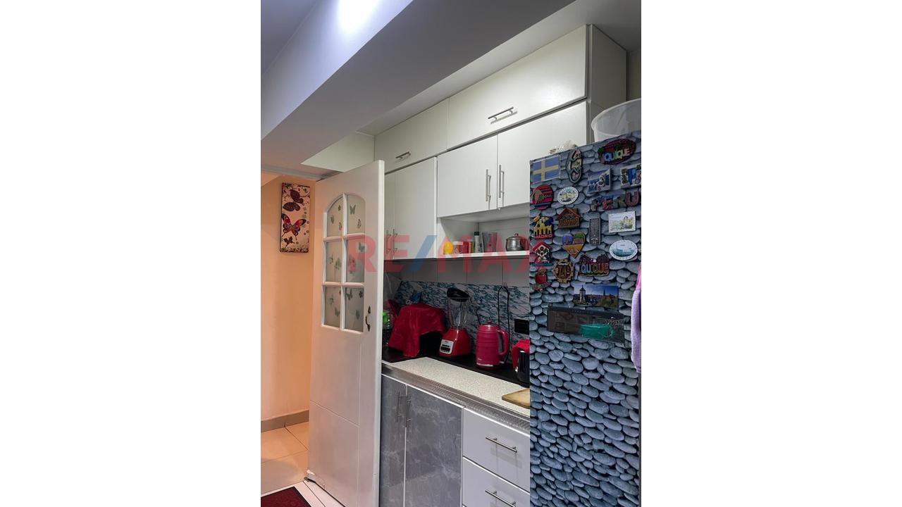 Se Vende Bonito Flat ,Al Costado De Urb Aurora — foto 5
