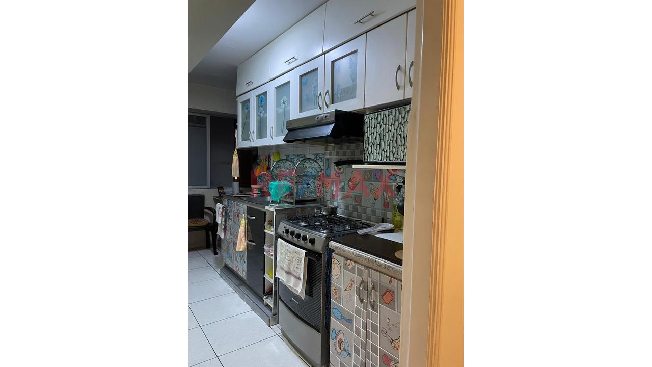 Se Vende Bonito Flat ,Al Costado De Urb Aurora — foto 7