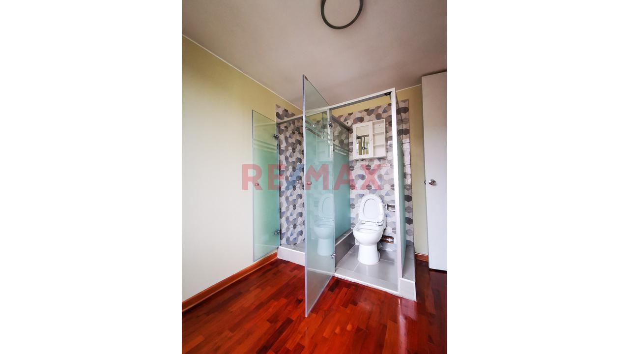 Vendo Departamento En 2Do.Piso - Ubicado En Condominio Laderas De Melgarejo- Alt. Cdra.4 Av. Melgarejo – La Molina — foto 8