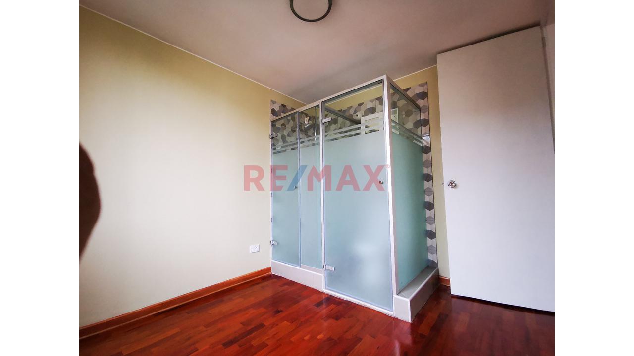 Vendo Departamento En 2Do.Piso - Ubicado En Condominio Laderas De Melgarejo- Alt. Cdra.4 Av. Melgarejo – La Molina — foto 10