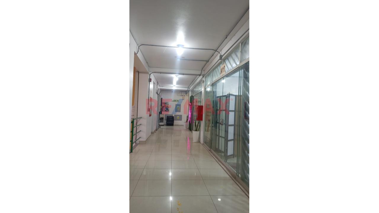 Se Vende Local En Surco - 5