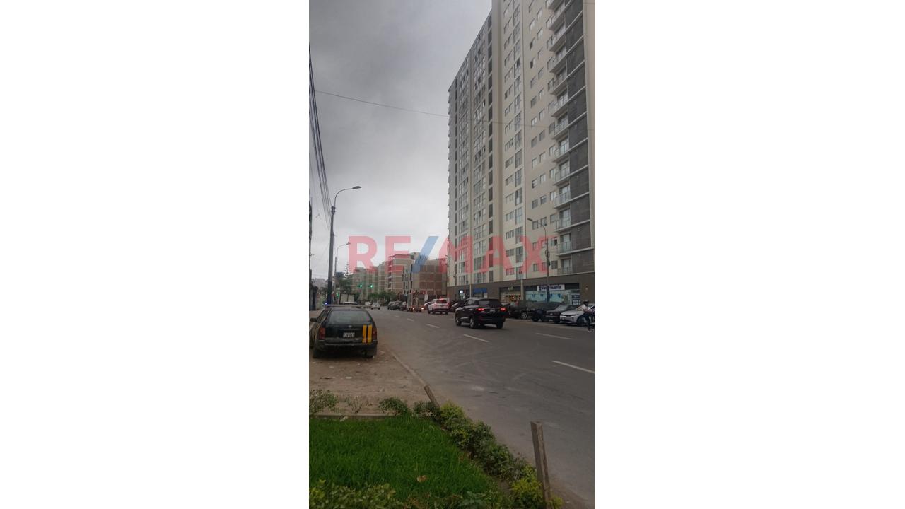 Se Vende Local En Surco - 11
