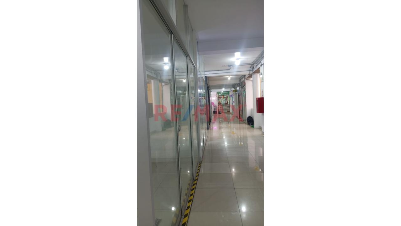 Se Vende Local En Surco - 2