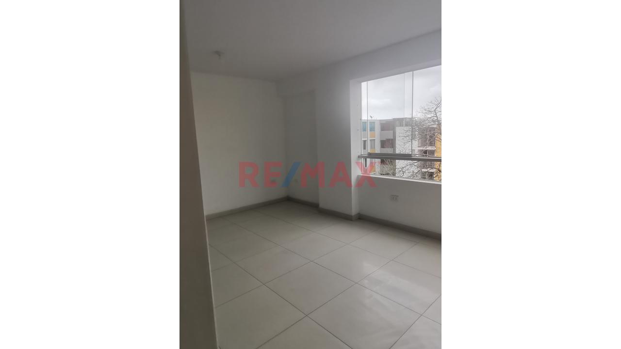 Venta Depa + Cochera En Jr Tambo Real - Chorrillos - 4