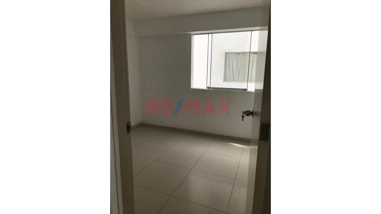 Venta Depa + Cochera En Jr Tambo Real - Chorrillos - 13