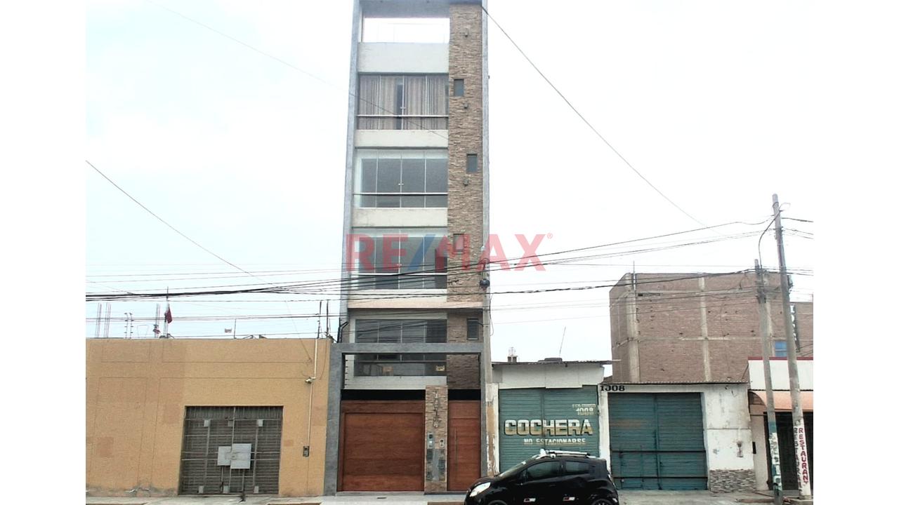 Edificio En Venta Calle Francisco Cuneo Patazca - 2