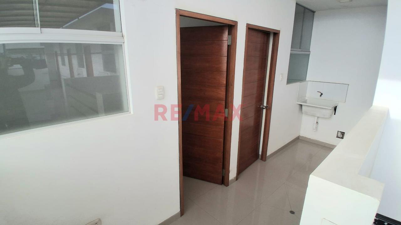 Edificio En Venta Calle Francisco Cuneo Patazca - 18
