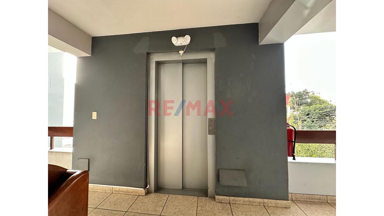 Se Alquila De Departamento De 103 M² En Barrio Médico – Surquillo — foto 7