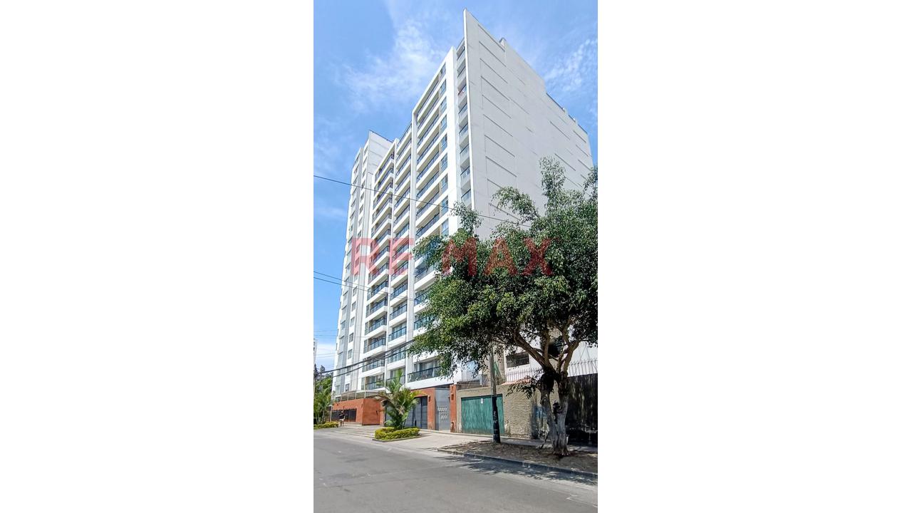 Alquiler Departamento 2 Dorm + Escritorio En Barrio Médico