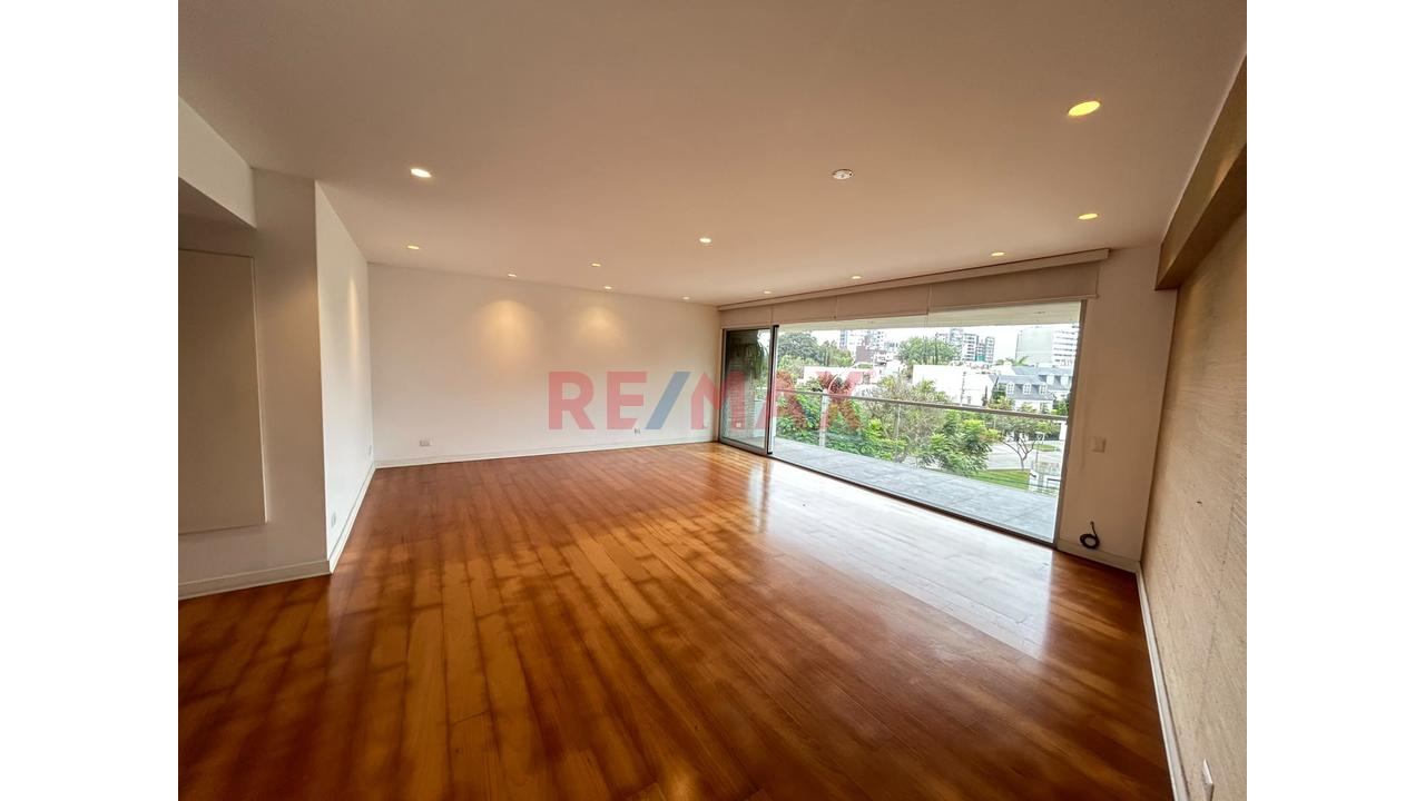 Exclusivo Departamento De 240 M² - 3 Cocheras - 1 Deposito - Parque Acosta – San Isidro