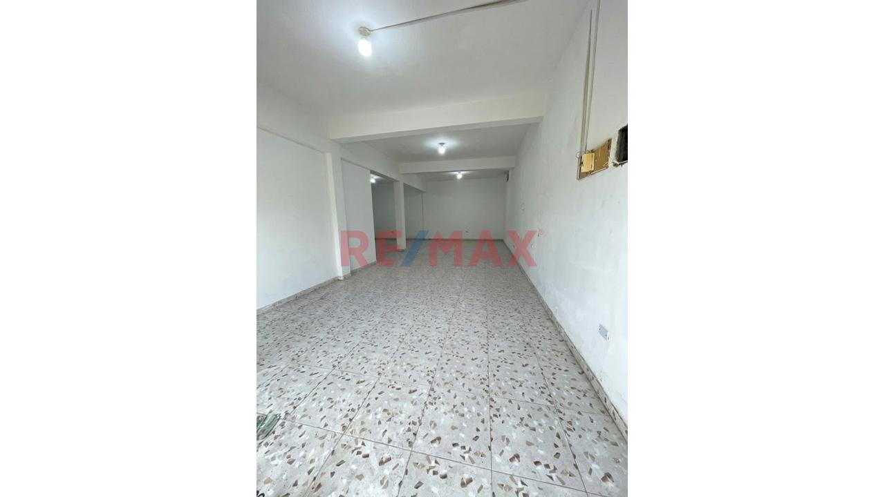 ¡Alquiler De Local Comercial En Primer Piso – ¡Los Nísperos, Smp! - 3