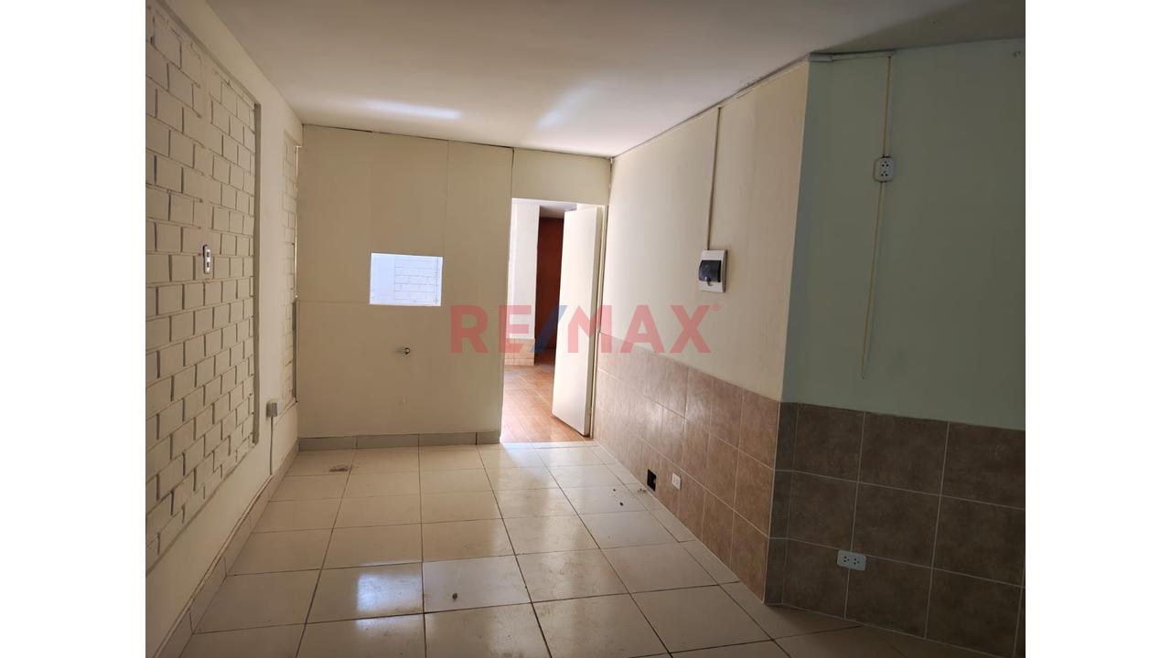¡Gran Local En 1.Er Piso! Amplio, Seguro Y Listo Para Tu Negocio — foto 12