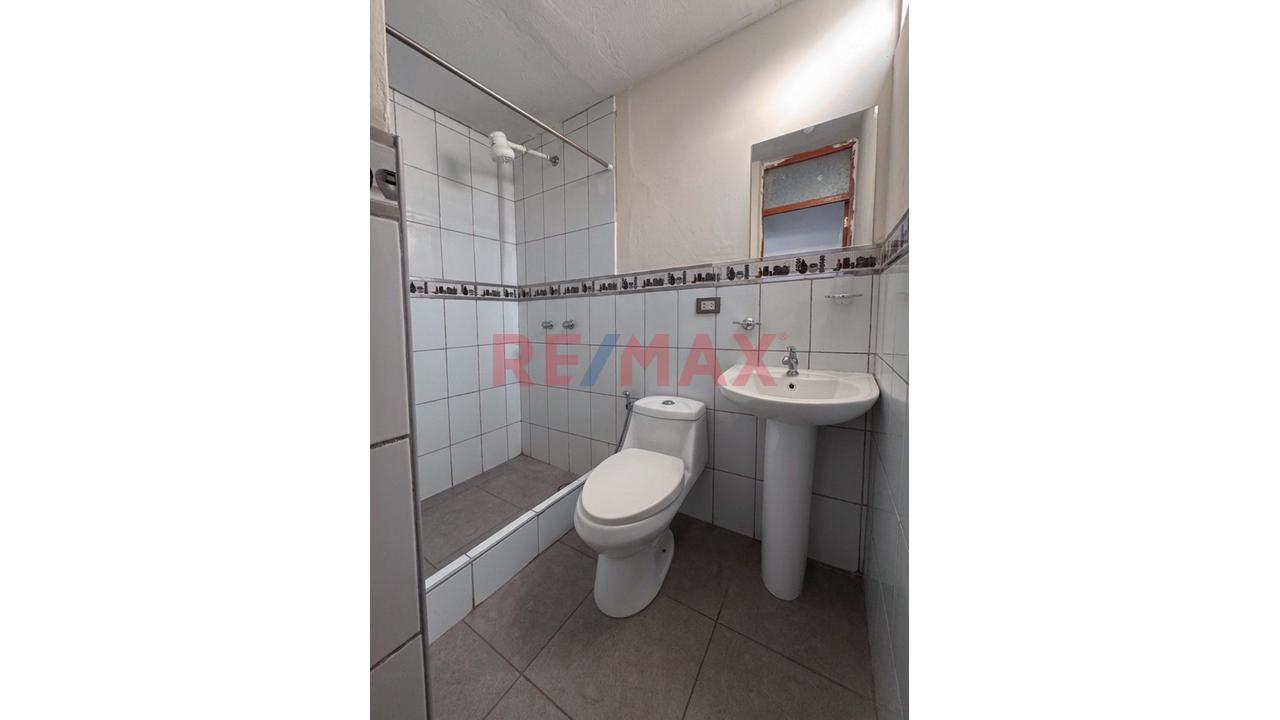 Casa De 2 Pisos En Manuel Arévalo - 21