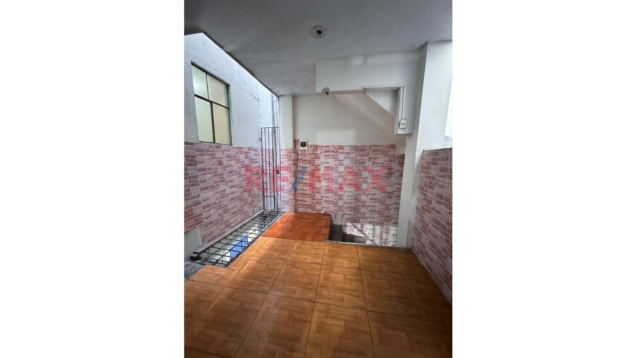 Casa De 2 Pisos En Manuel Arévalo - 17