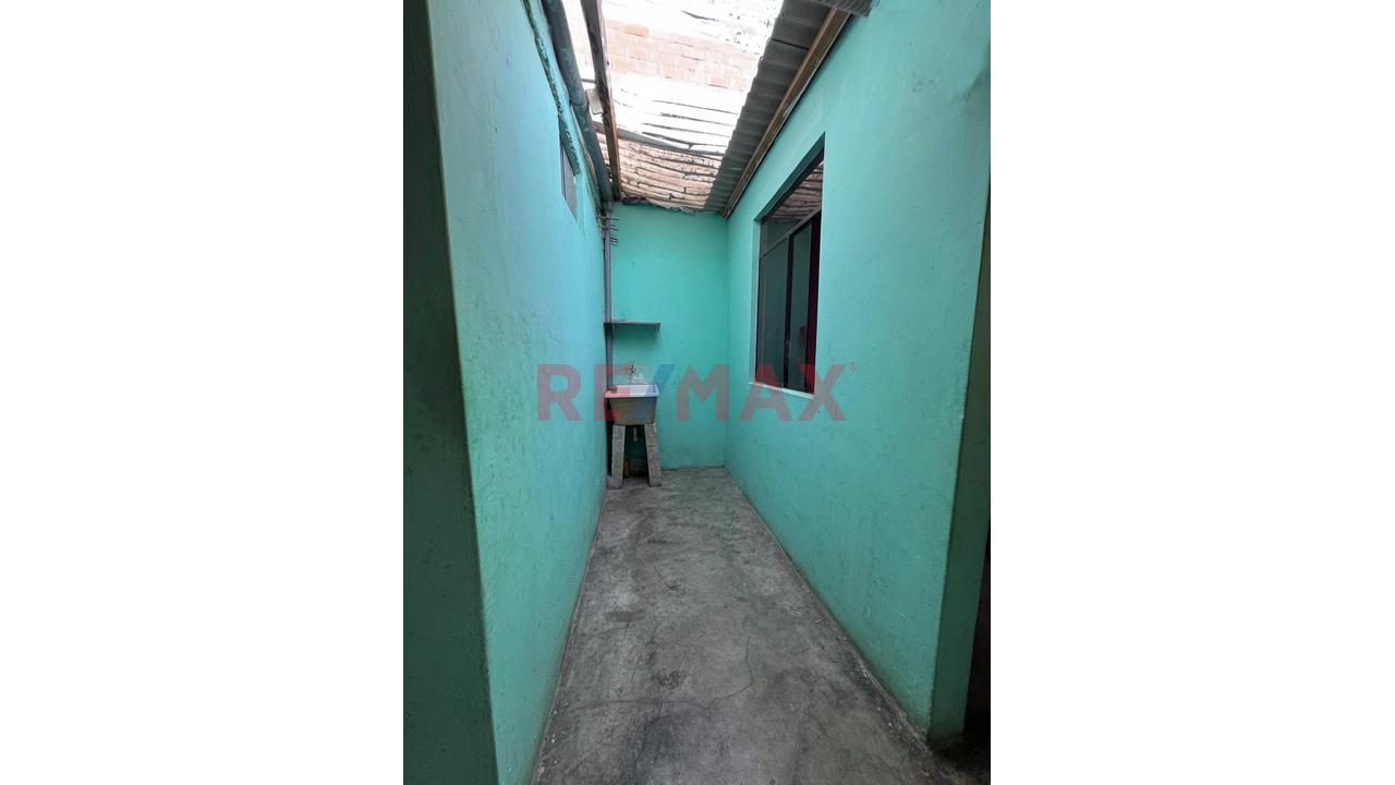Casa De 2 Pisos En Manuel Arévalo - 2