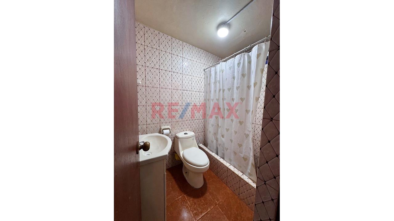 Casa De 2 Pisos En Manuel Arévalo - 18