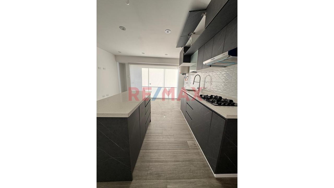 Departamento Moderno Semi Nuevo A Espaldas De La San Pablo - 7