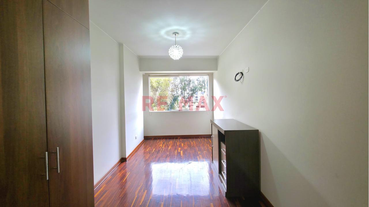 Departamento En Alquiler Sin  Amoblar  En San Borja – Vista A Áreas Verdes | 105 M² — foto 10