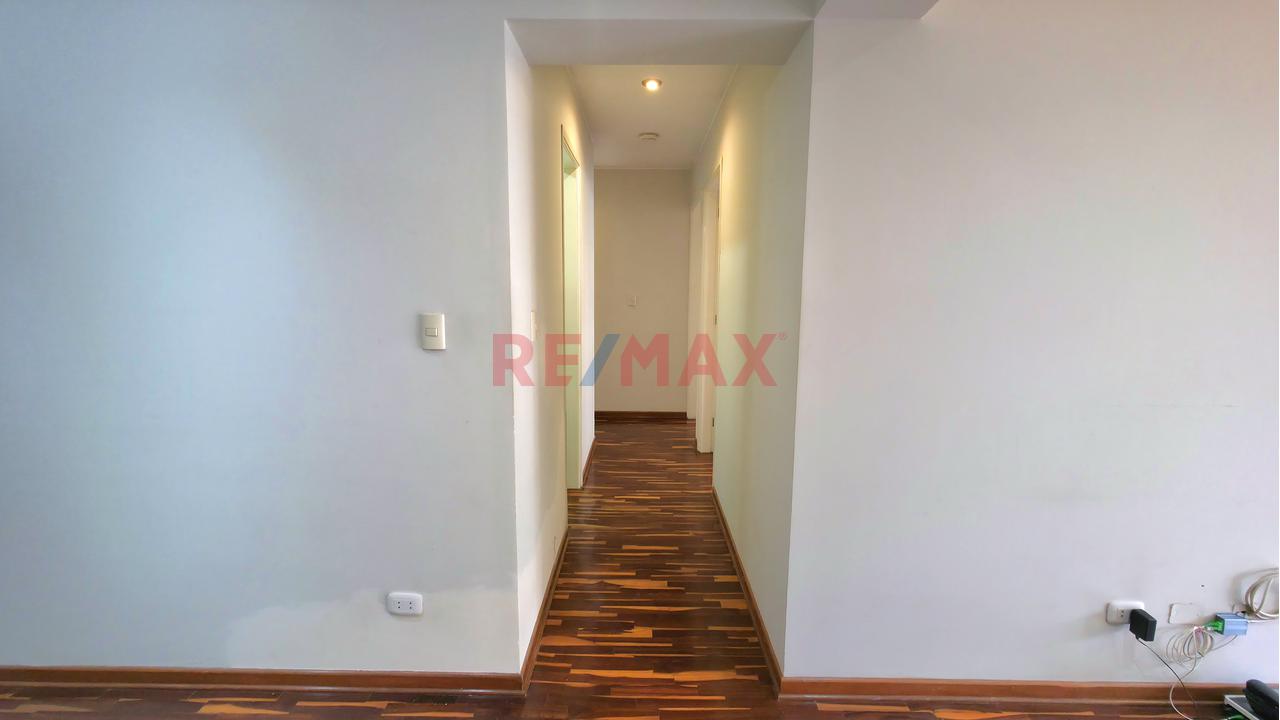Departamento En Alquiler Sin  Amoblar  En San Borja – Vista A Áreas Verdes | 105 M² — foto 4