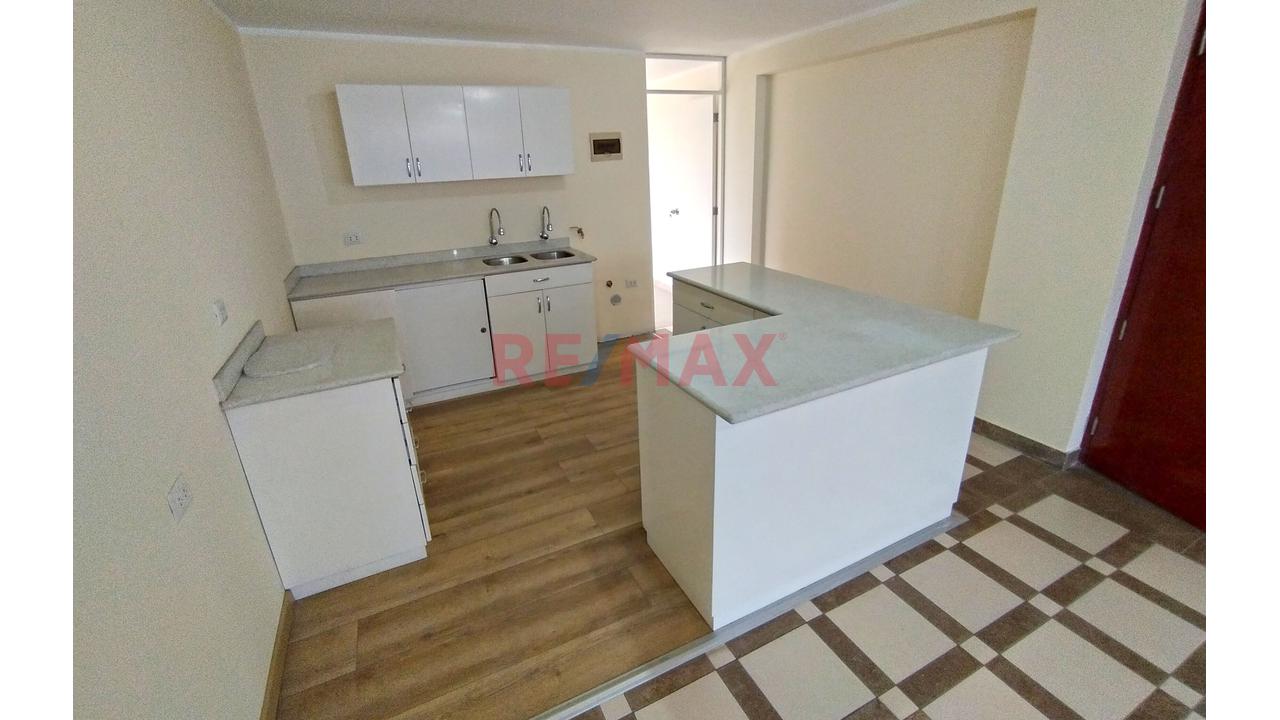¡Estrena Departamento Moderno En S.M.P Condevilla! Ideal Para Familias Jóvenes Y Profesionales — foto 5