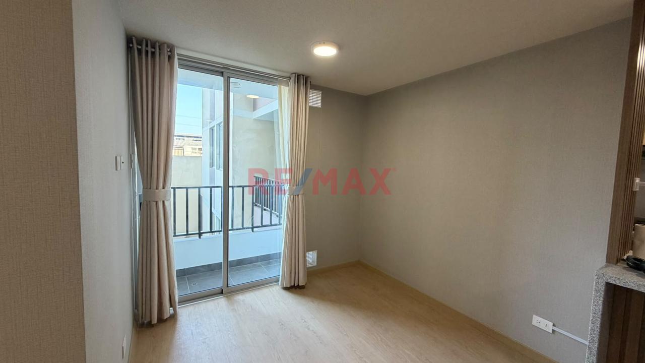 Alquilo Departamento De Estreno En Piso 2 Con Ascensor Santa Anita — foto 8