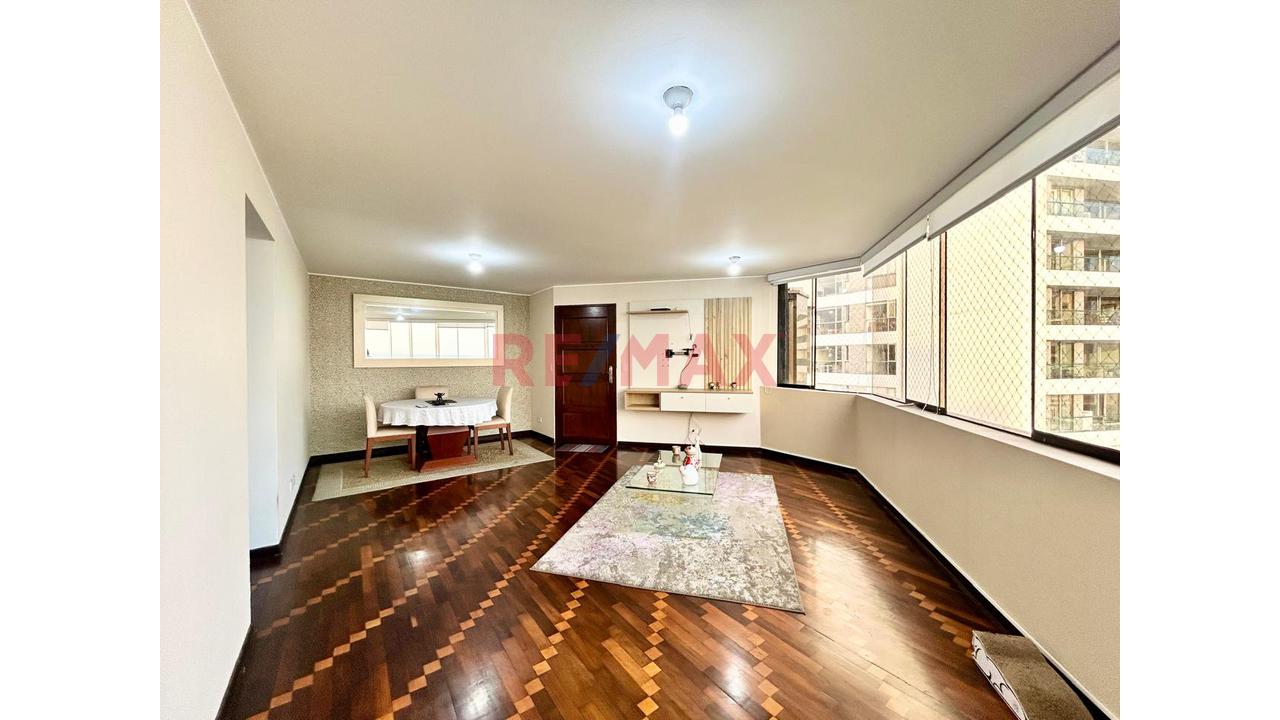 Se Vende Departamento Con Vista Espectacular Al Mar En El Malecón De Miraflores — foto 3