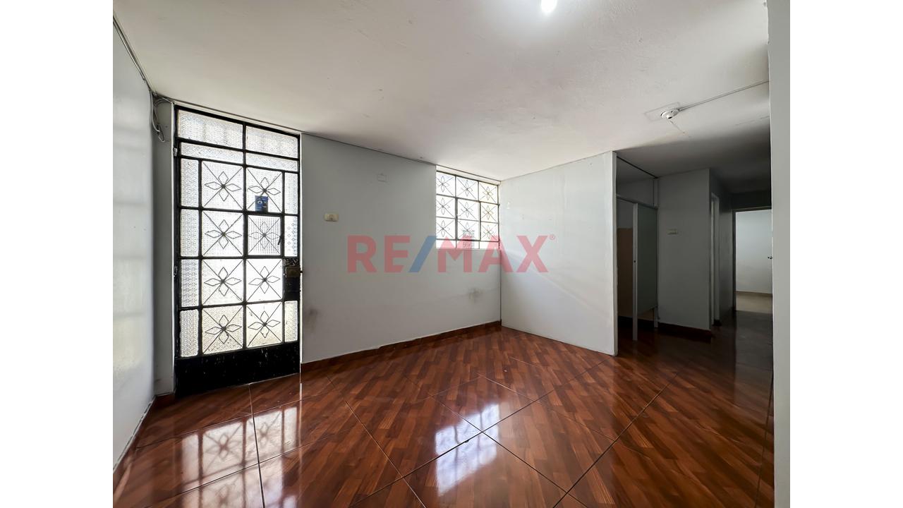 🏡 ¡Invierte En Una Propiedad Que Puede Generarte Ingresos Desde Diferentes Espacios En El Callao! 💰✨ — foto 11