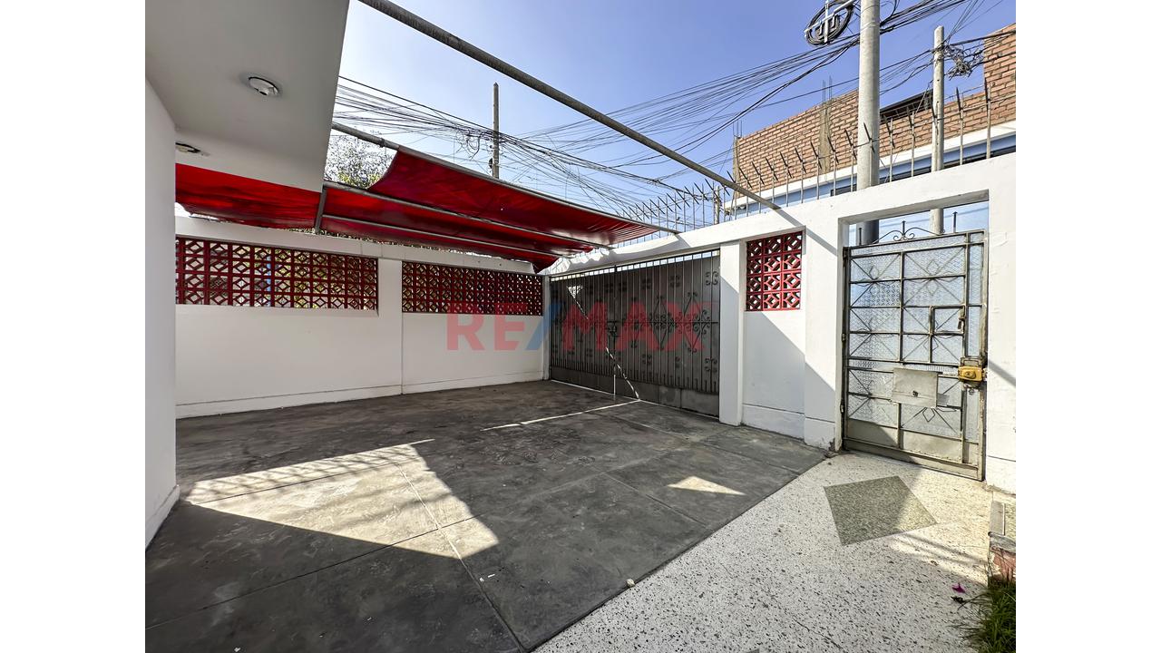 🏡 ¡Invierte En Una Propiedad Que Puede Generarte Ingresos Desde Diferentes Espacios En El Callao! 💰✨ — foto 4