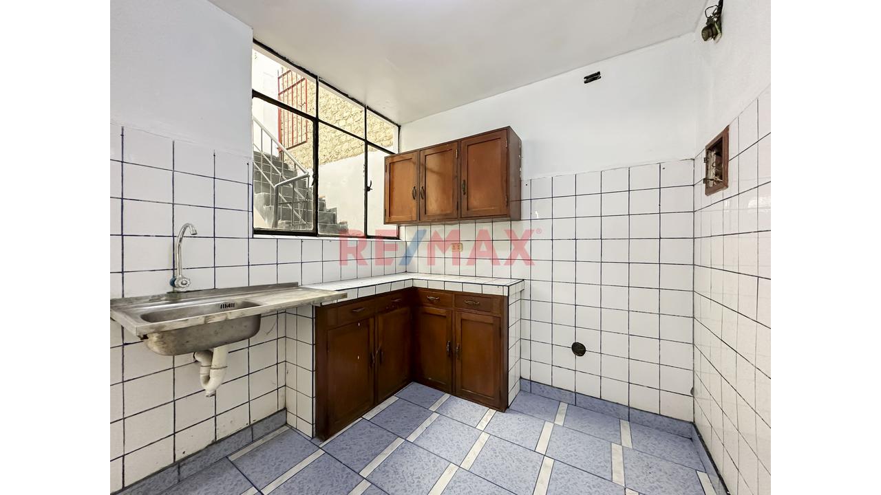 🏡 ¡Invierte En Una Propiedad Que Puede Generarte Ingresos Desde Diferentes Espacios En El Callao! 💰✨ — foto 8
