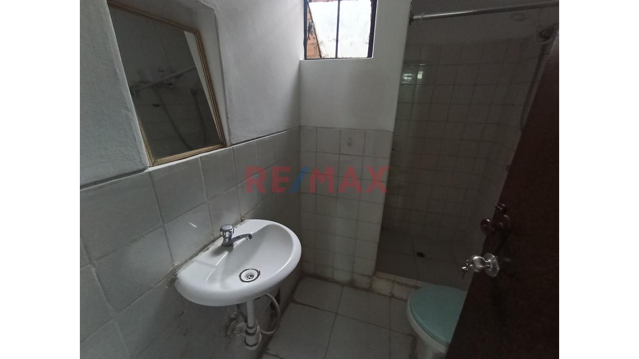 Departamento En Segundo Piso, Lima Cercado, Av. Naciones Unidas. Cerca A Totis — foto 11