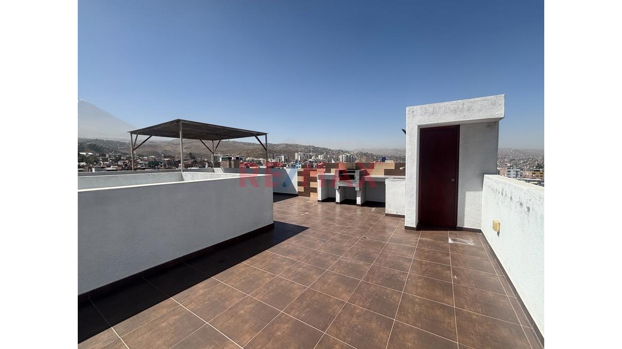 ¡Oportunidad En Miraflores! Departamento En 6.º Piso Con Ascensor - 7