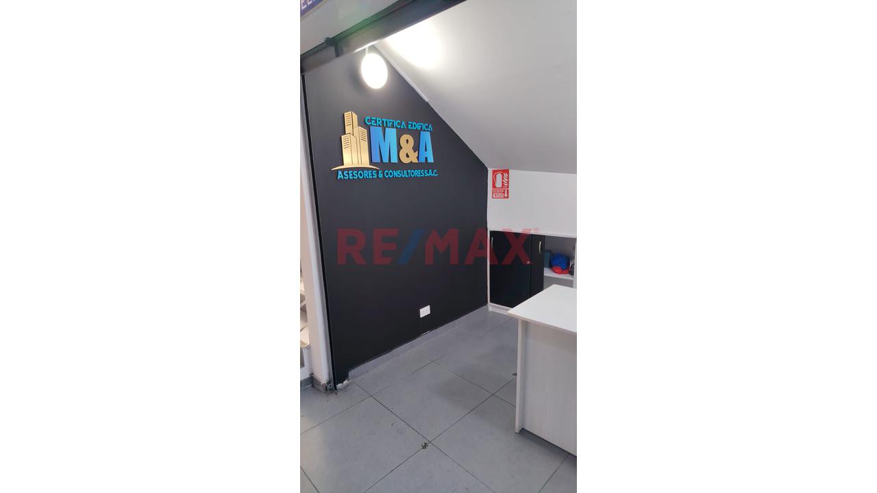 ¡Oportunidad De Inversión! Mini Local Comercial En Compucentro Santa Anita - 4