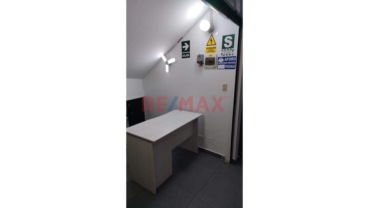 ¡Oportunidad De Inversión! Mini Local Comercial En Compucentro Santa Anita - 5