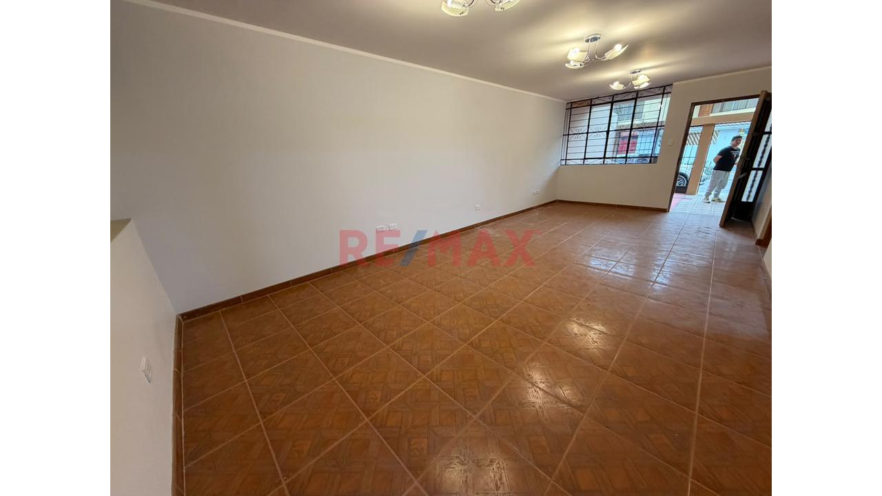 Departamento Remodelado En Primer Piso – Carabayllo - 14