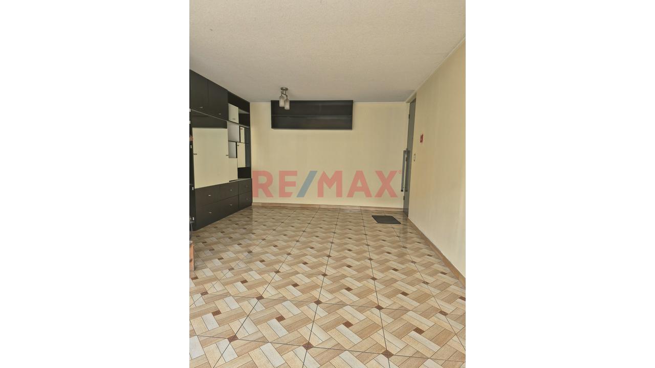 ¡Excelente Departamento De 3 Dormitorios Semi Amoblado En Condominio Parque De La Huaca- San Miguel — foto 3