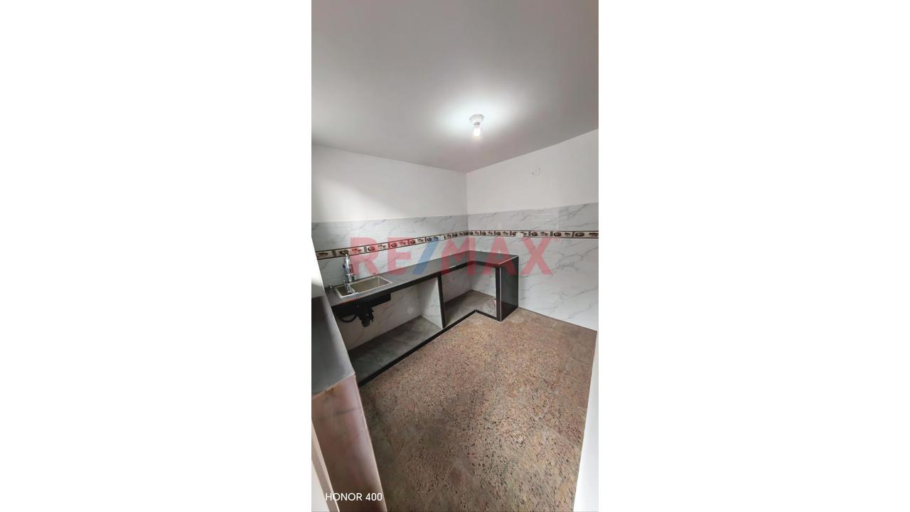 Alquilo Departamento  1Er Piso + Cochera En San Martin De Porres — foto 7