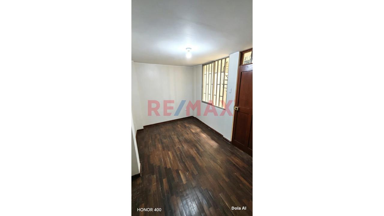 Alquilo Departamento  1Er Piso + Cochera En San Martin De Porres — foto 12