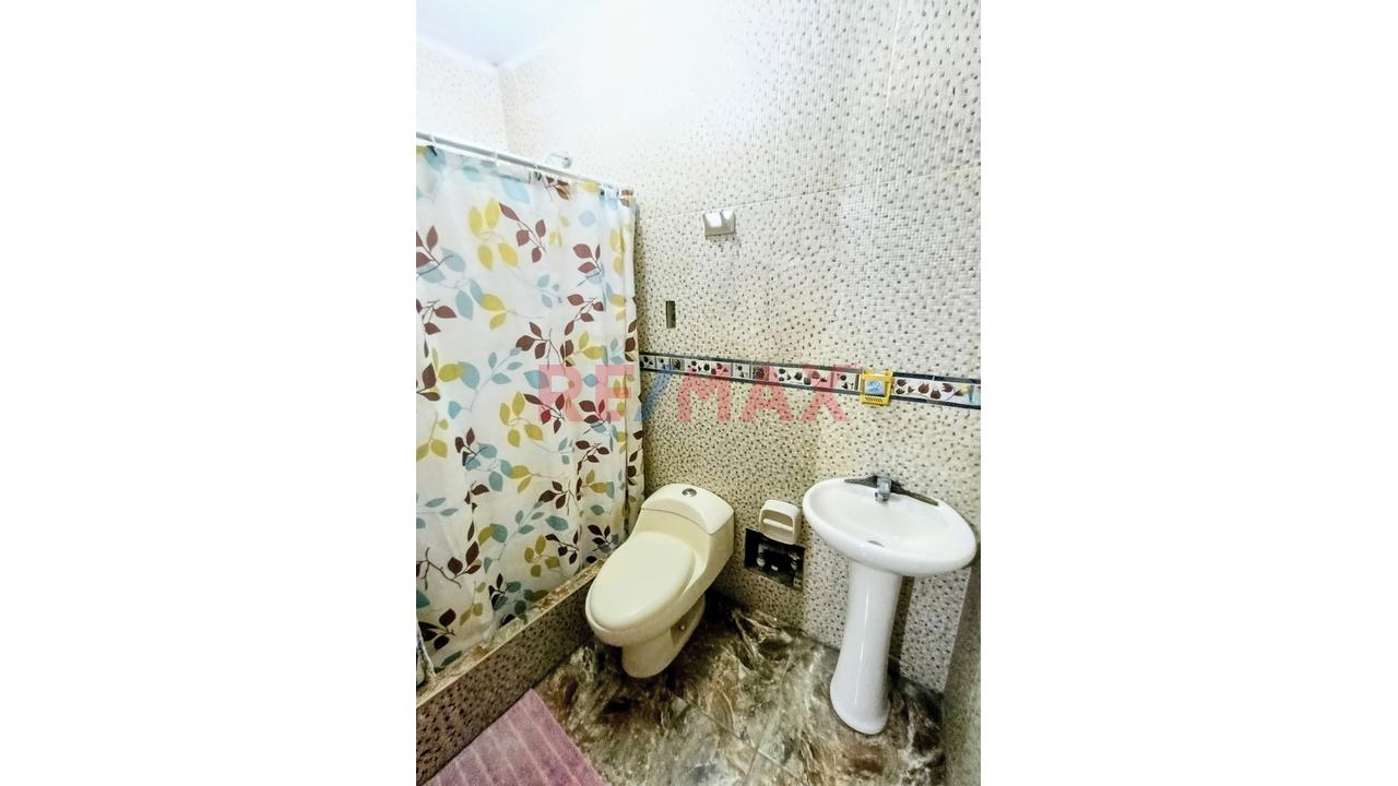 Casa En Venta En San Martin De Porres (2 Pisos Más Azotea)- Oportunidad De Inversión — foto 9