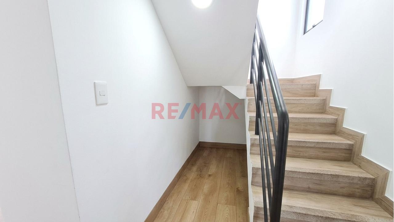 ¡Precioso Departamento Duplex En Jose Olaya Chorrillos Te Espera! 🏙️✨ - 4