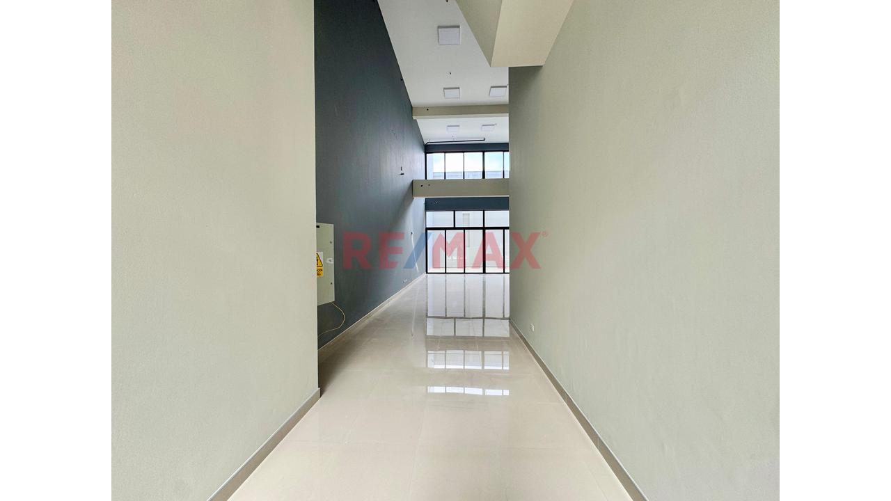 Alquilo Local Comercial En Edificio Corporativo San Isidro - 1Er Piso - 4