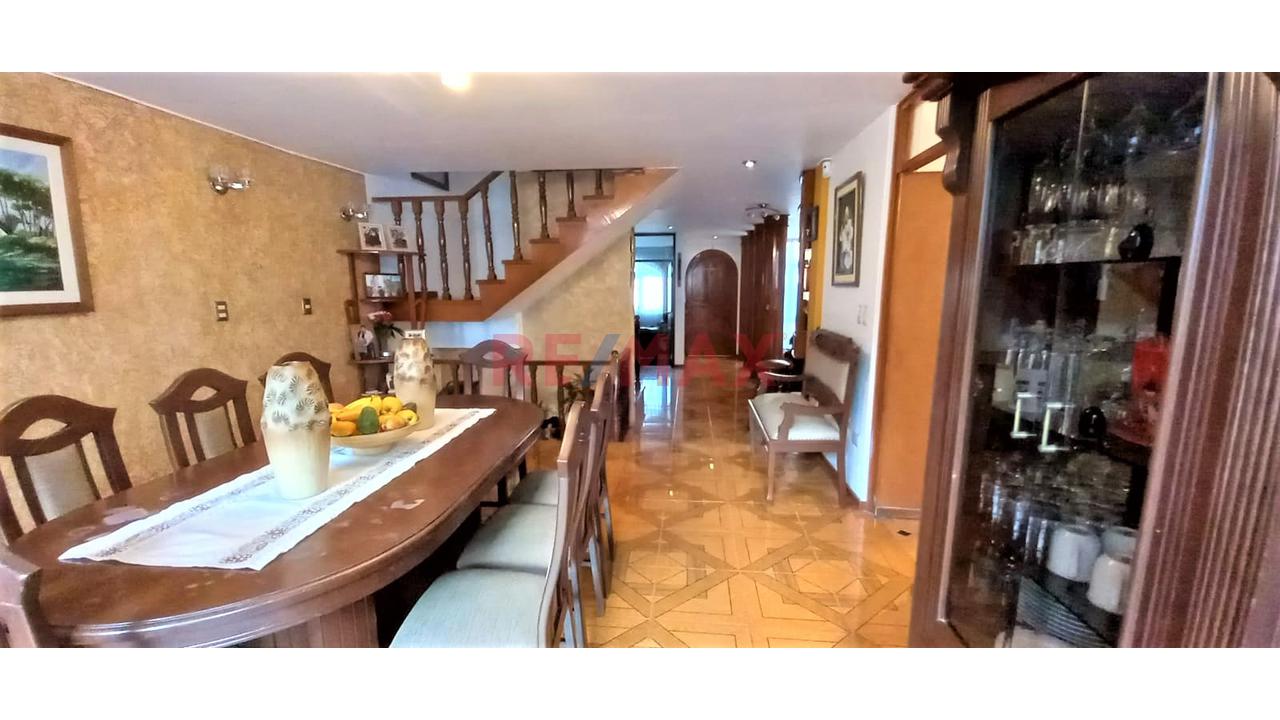Alquilo Casa Amoblada O Sin Amoblar En Urb. El Rosario Ii - 9